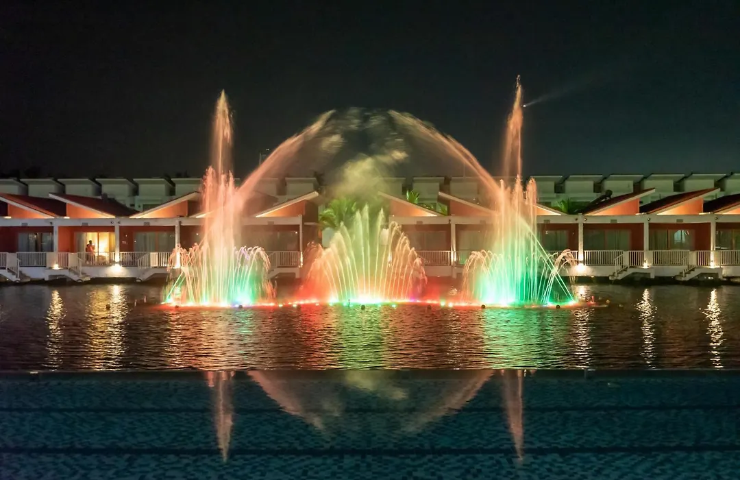 Tasik Villa International Resort-1